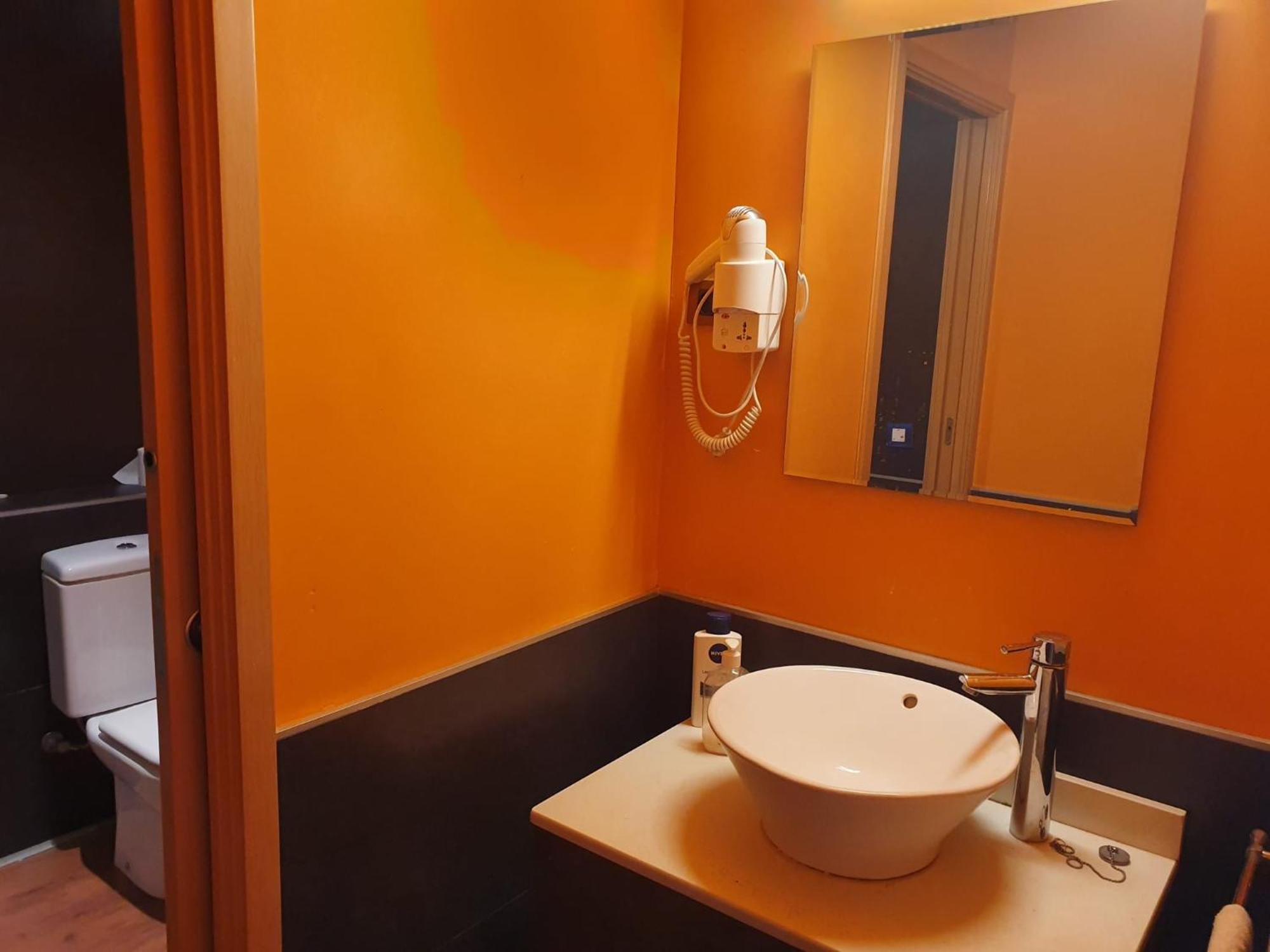 Apartamento Llibertat Centro บิลาโนวา อิลา เจลตรู ภายนอก รูปภาพ